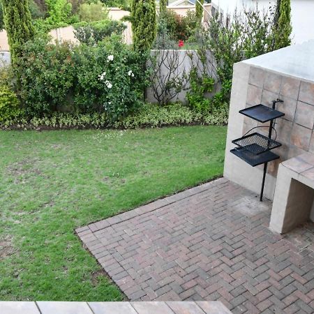 The Clarens Place Bagian luar foto