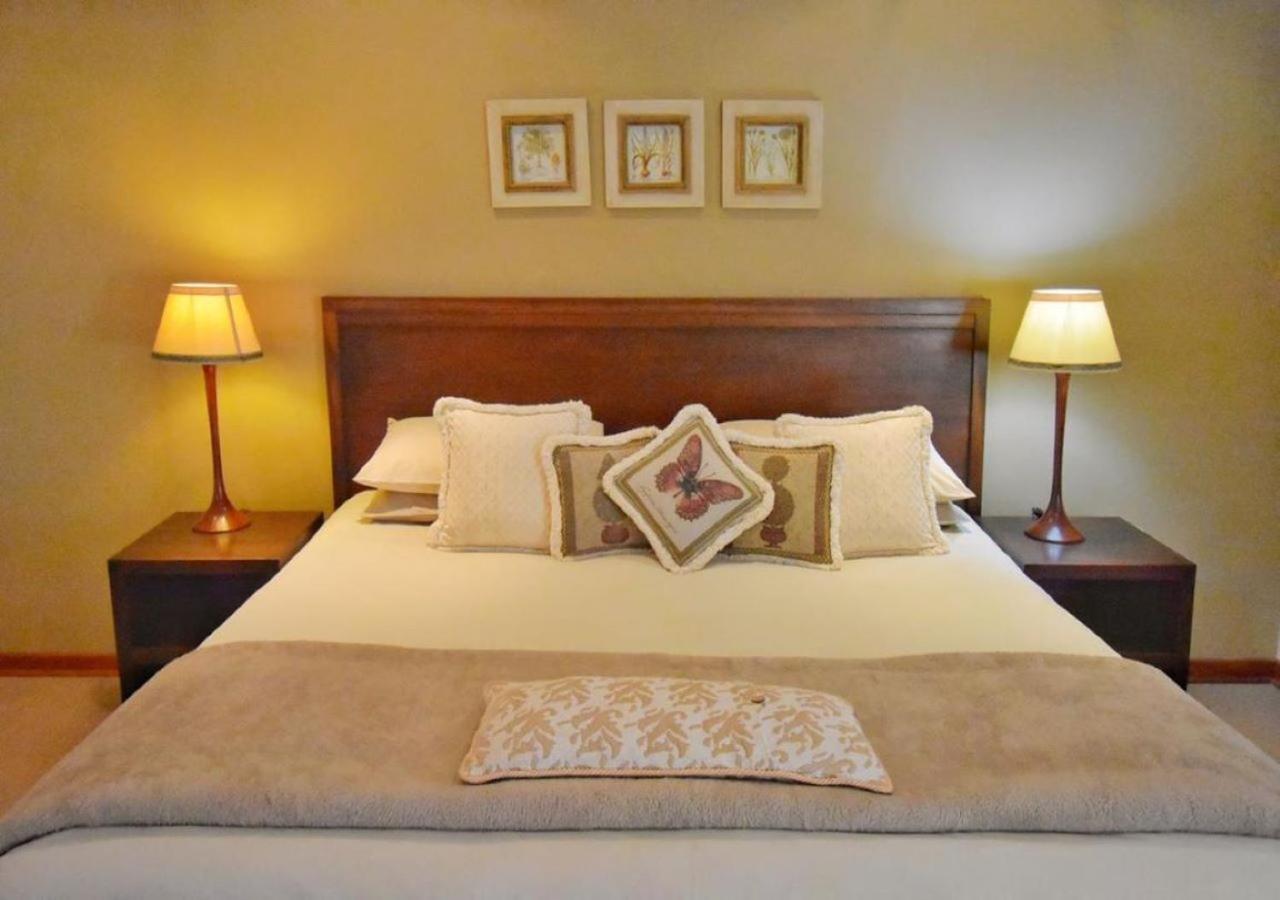 The Clarens Place Bagian luar foto