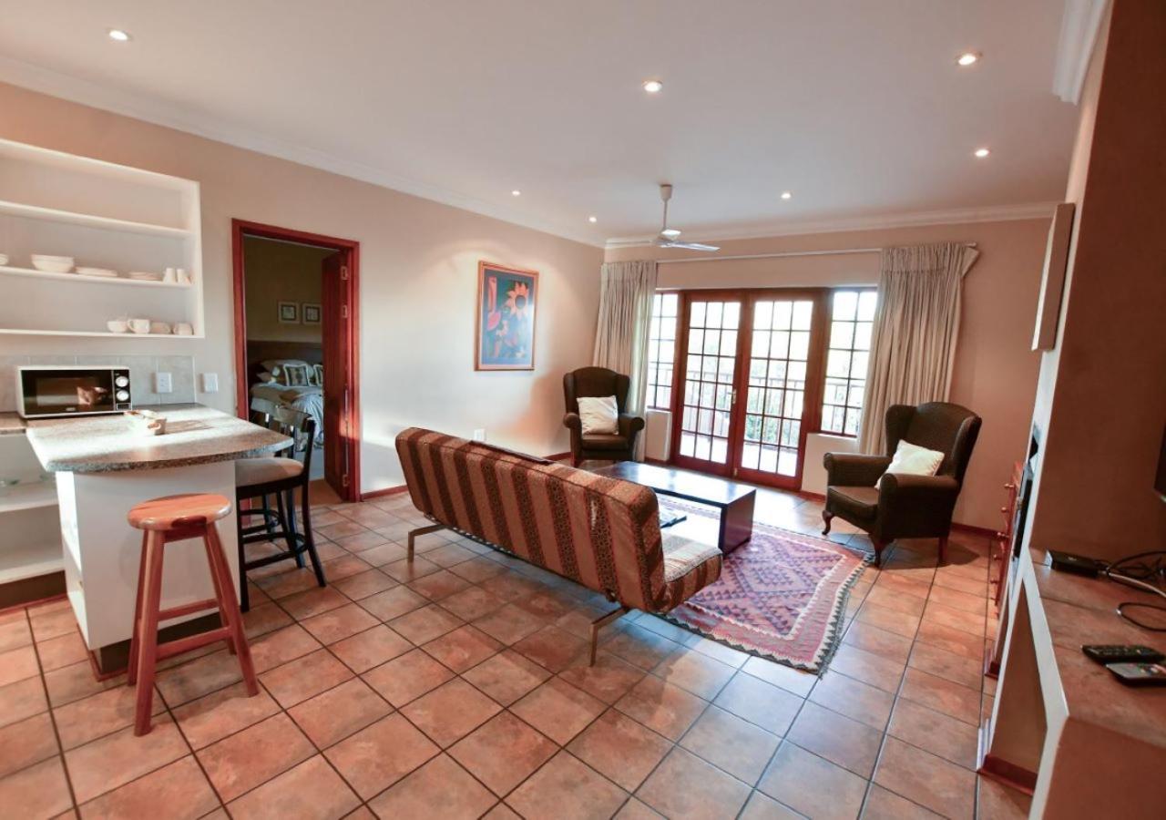 The Clarens Place Bagian luar foto